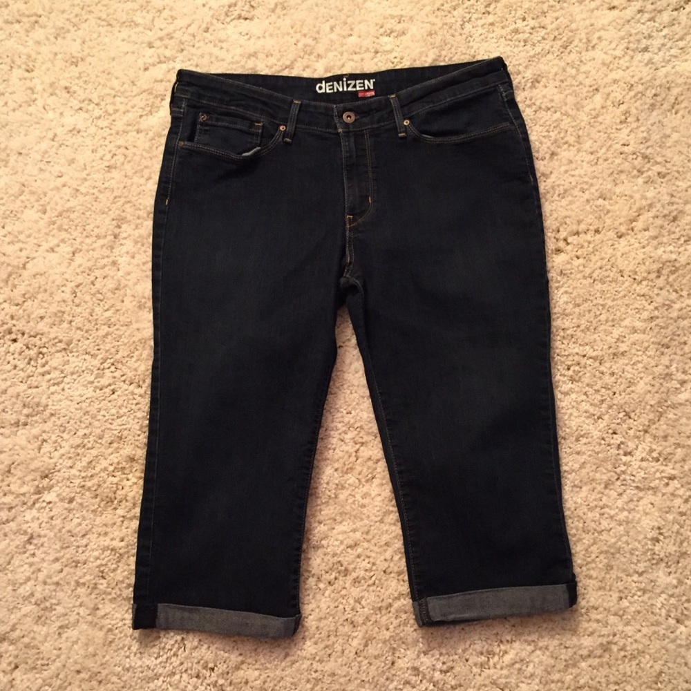 Denizen Capri jeans